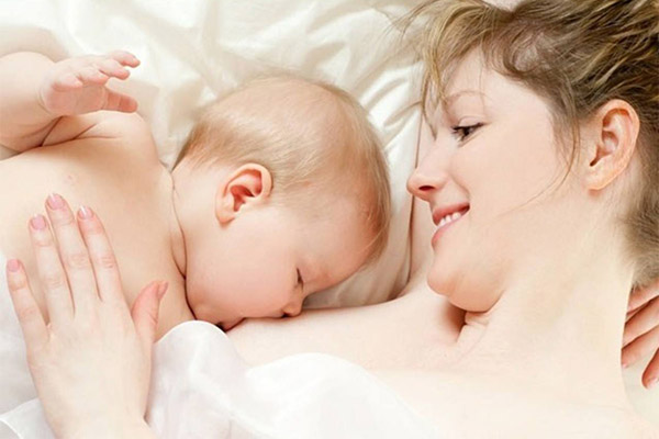 20 kinh nghiệm thực tế chăm sóc sức khỏe mẹ sau sinh