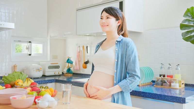 mẹ bầu 3 tháng đầu nên ăn gì
